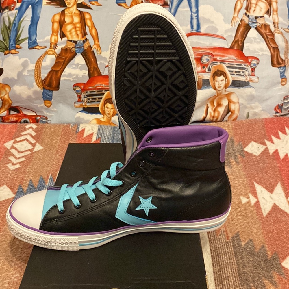 Converse, leather sneakers